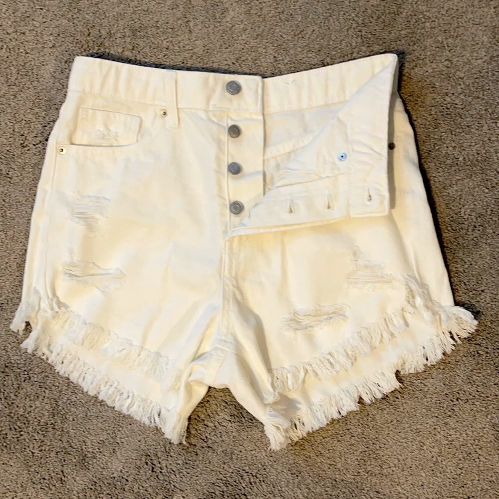 White high rise shorts